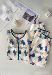 بيچامة “Stitch Dream” قطيفة مططلّة – أبيض بطبعة Stitch