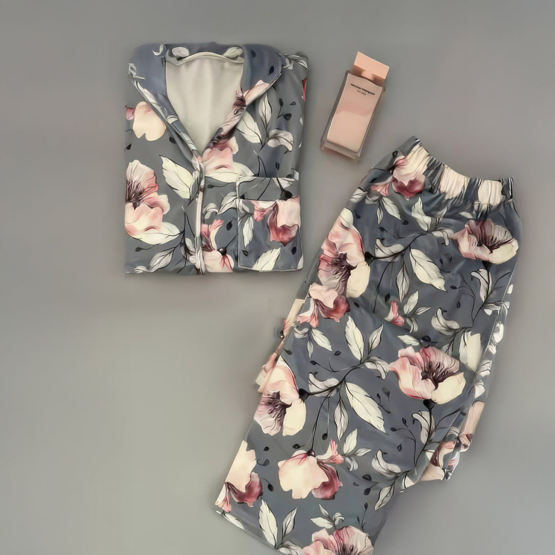 بيچامة نسائي قطيفة هايدي مستورد – بيچامة ورد رمادي × روز فاتح